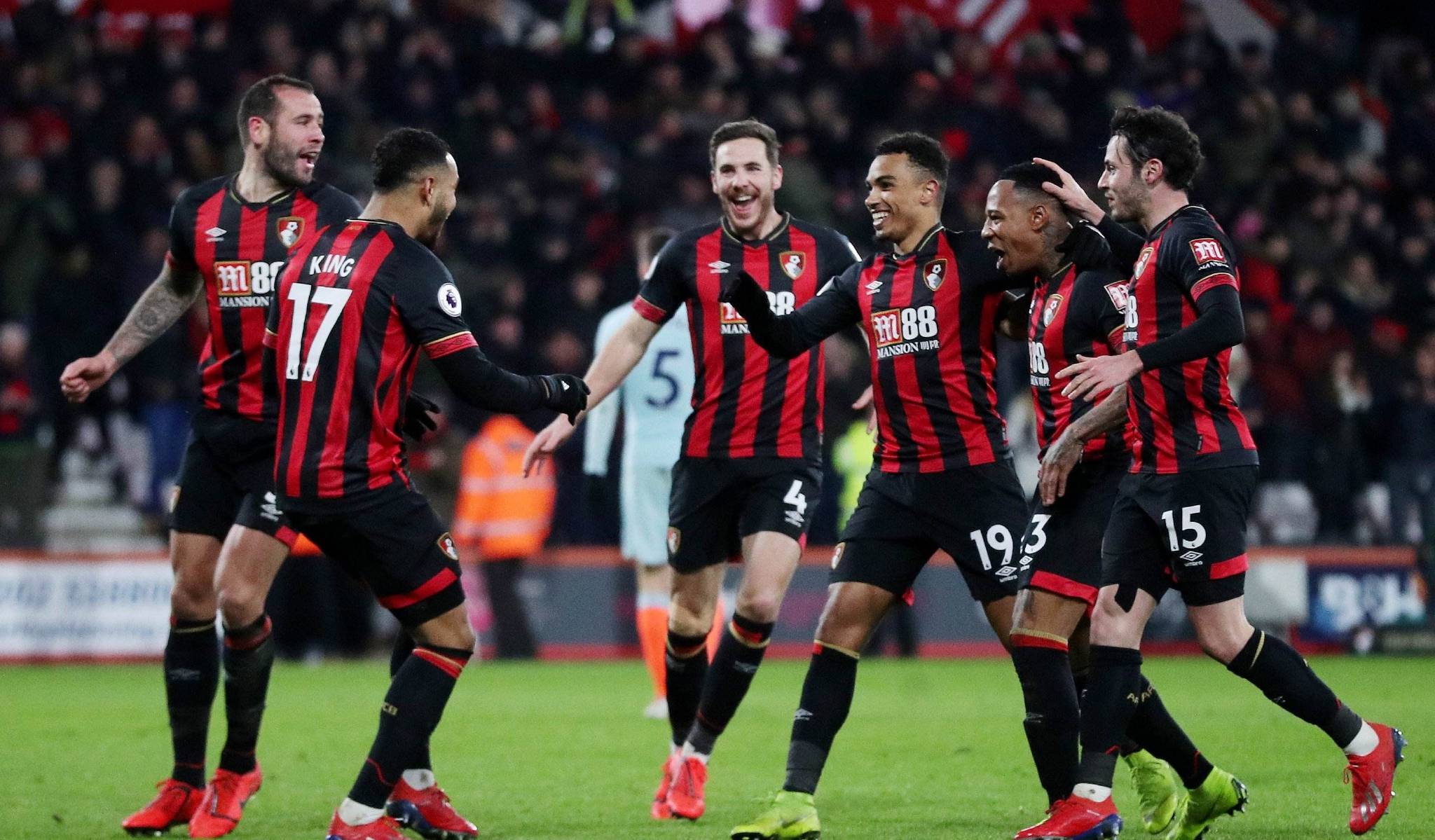 纽卡斯尔联主场告捷击败伯恩茅斯