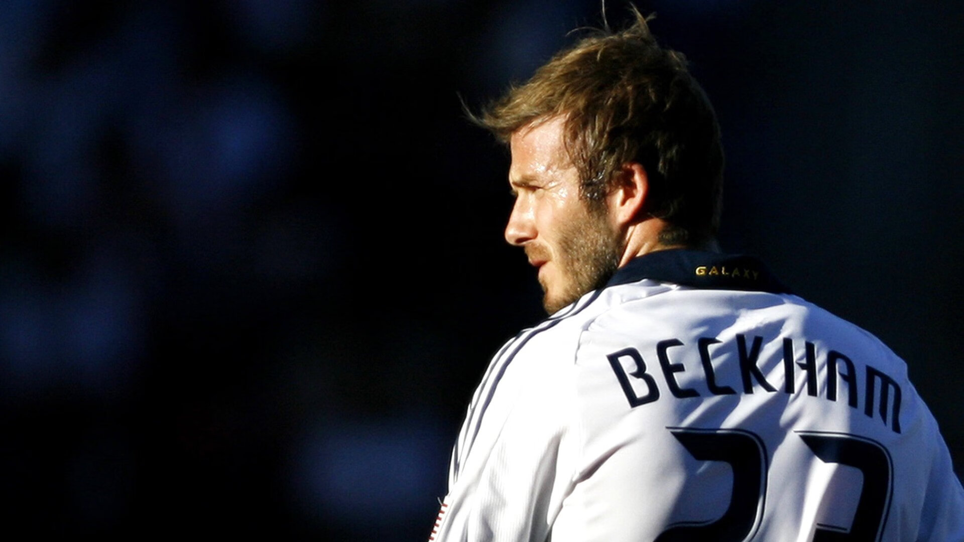 赛道与球场，当F1年度争冠焦点战遇见上海队鏖战独行侠